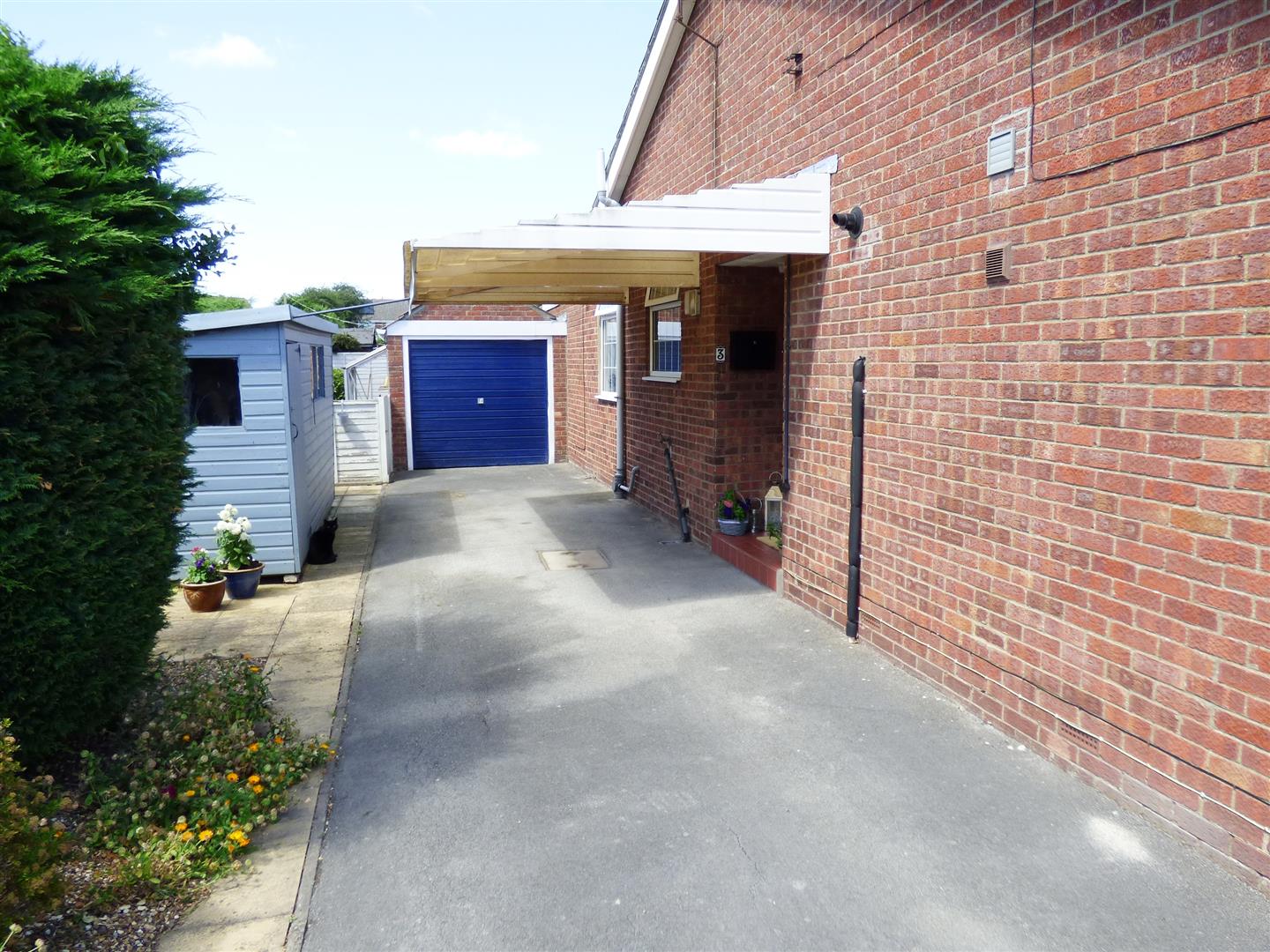 Bungalow Semi Detached Harthill Avenue, Leconfield, Beverley